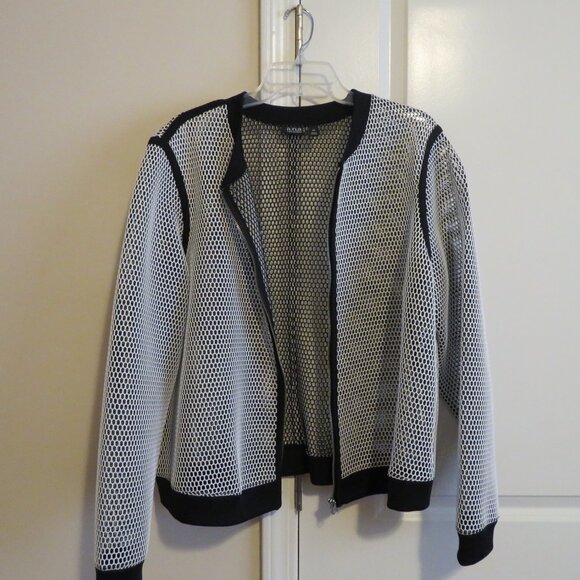 a.n.a Woman Black and White Mesh Zip Front Jacket - Picture 7 of 10